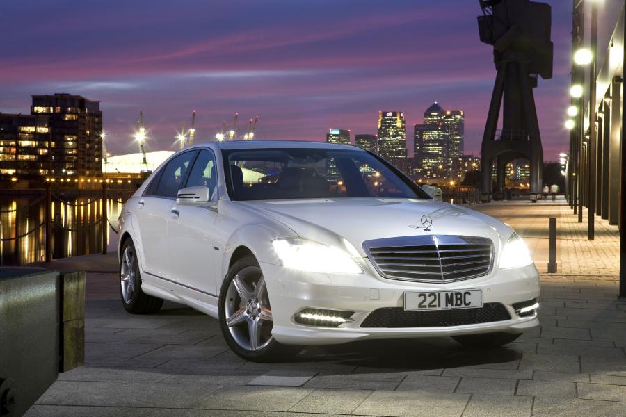  Mercedes-Benz S-Class 2009 года  (фото 2 из 7)